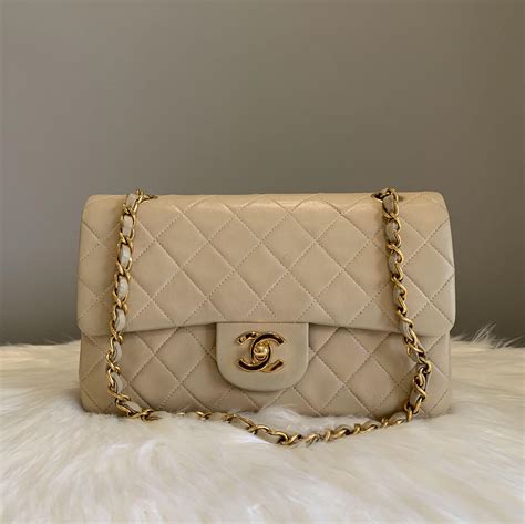 chanel light beige classic flap